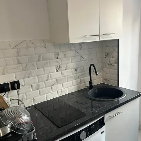Apartman Luxury Romainville